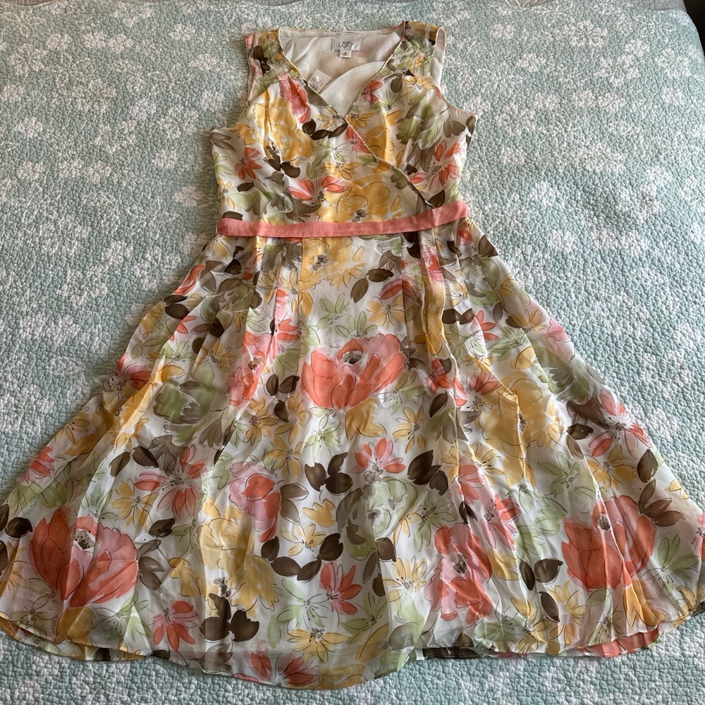 Ann Taylor LOFT Floral Sleeveless Dress